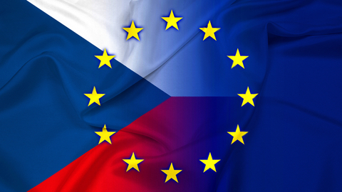 K největším výhodám českého členství v EU řadí vrcholní politici jednotný trh, cestování i zajištění míru