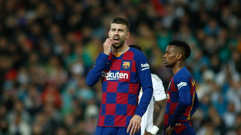 Piqué zkritizoval Real, Ramos se mu vysmál.