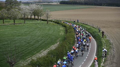 Část loňského závodu Amstel Gold Race. 