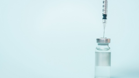 Ruskou vakcínu proti koronaviru začne příští měsíc vyrábět i jihokorejská společnost (ilustrační foto).