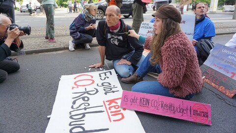 Aktivisté v Berlíně dnes po 99 dnech ukončili hladovku za klima